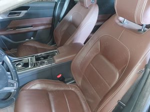 Jaguar XF R-Sport, model 2016, 2.0 diesel, automata, piele vand   schimb - imagine 3