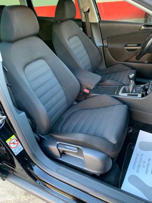 VW Passat Facelift 2009 EURO 5 Common Rail 2.0 TDI 140 CP Impecabil Bi Xenon Navi mare Recaro Camera - imagine 6