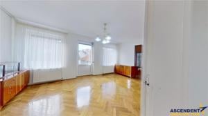 Tur LIVE! Apartament in distinsa linie, cu garaj, Central, Brasov