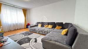 Apartament cu 3 camere, decomandat, centrala termica, zona Soarelui