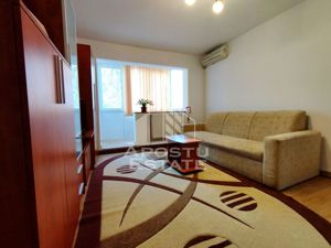 Apartament cu centrala in zona Sagului - imagine 4