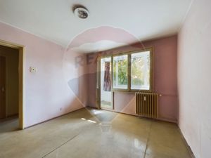 Apartament 3 camere de vanzare, racordare la gaze - Zona Straja - imagine 5