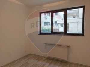 Apartament 2 camere + loc parcare de vânzare în zona Gorjului - imagine 11