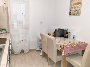 Apartament cu 3 camere, 62 mp, zona Centrala - imagine 3