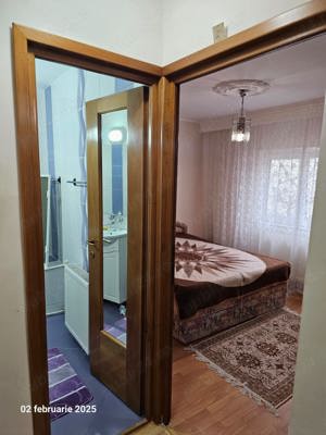 Apartament 2 camere, zona centrală   Strada Slănicului, Bacău - imagine 3