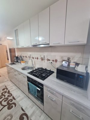 Apartament decomandat, 56 mp, mobilat si utilat, parcare, zona Eroilor - imagine 7