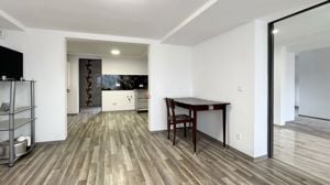 Casă renovata 2024 cu 2 apartamente - imagine 2