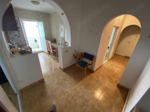 Apartament 3 camere - imagine 3