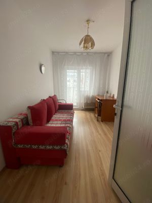 Apartament 3 camere decomandat, Pacurari, loc de parcare - imagine 2