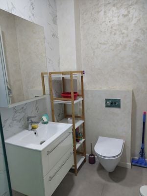 De inchiriat apartament 2 camere. cu parcare si boxa, zona Campus - imagine 7