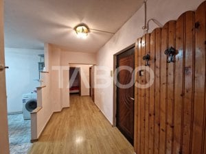 Apartament 3 camere de inchiriat 2 balcoane lift Terezian Sibiu - imagine 9