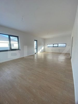 Casă spațioasă de vanzare, cu 4 camere, 120 mp, zona Unirea - imagine 2