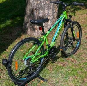 Bicicleta copii mtb CROSS Boxer 24 - Verde | 8-10 ani