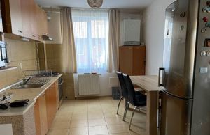 Dau in chirie apartament cu 3 camere 84mp si garaj in Buna Ziua - imagine 2