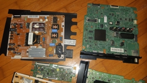 Tv samsung QE43Q60RAT;UE32F5500AW;UE40J5200AW ,dezmembrez - imagine 4