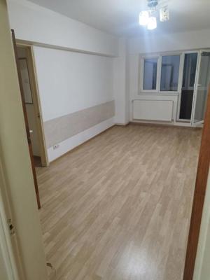 Apartament 3 camere, 72 mp, Bd Chisinau, Str Herta, Arena Nationala. - imagine 12