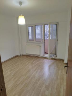 Apartament 3 camere, 72 mp, Bd Chisinau, Str Herta, Arena Nationala. - imagine 4