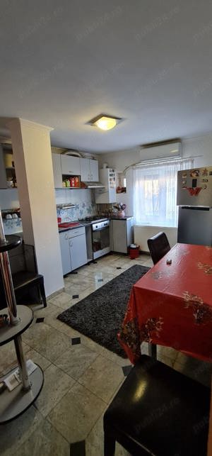 Vand Apartament 3 Camere, etaj 2, Central, Buzau, Constructie 1993, mobilat, Centrala proprie, boxa, - imagine 4