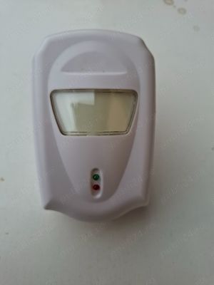 Aparate anti rozatoare si insecte  - imagine 3