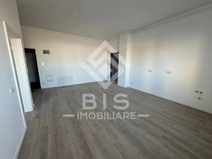 Apartament 2 Cam Zona Mall - Bloc Nou - imagine 4