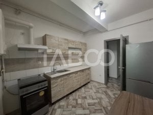 Apartament 2 camere de vanzare decomandat 51 mp zona Turnisor Sibiu - imagine 6