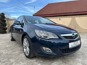 OPEL ASTRA 1,6 benzina-124000 km-cutie de viteză automată-garanție 12 luni  - imagine 3