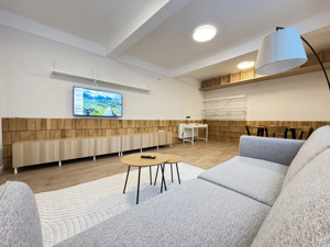 PRIMA INCHIRIERE! Apartament complet renovat, totul NOU, zona Centrala - imagine 2