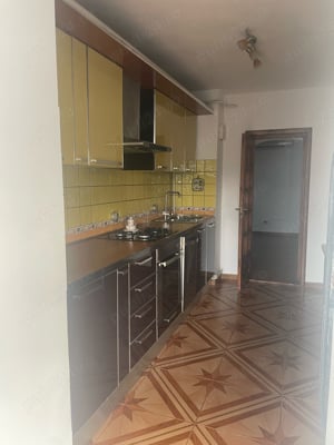 Apartament de vanzare 4 camere la vile pe Spitu Haret - imagine 4