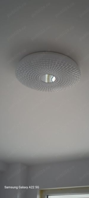 Vând 2 Lustre MINA LY cu 2, respectiv  3 lumini, plafoniera Harry