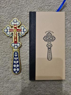 Cruce Binecuvantare Lemn,Metalica Emailata Relief 3 D - imagine 4