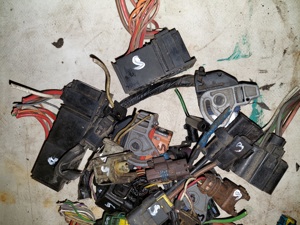 Mufa,releu,borna,senzor Renault Clio Symbol - imagine 4