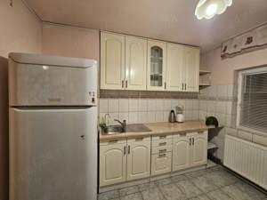 Apartament 2 camere, semidecomandat, etajul 3 din 4, zona Spitalului Județean, comision 0% - imagine 5