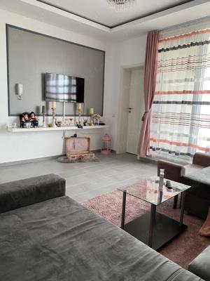 Proprietar ofer spre inchiriere apartament de lux