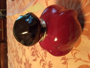 Vând parfumuri puțin începute 