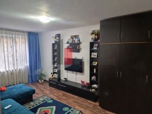 Vânzare apartament 3 camere decomandat Apărătorii Patriei - Spiru Haret - imagine 2