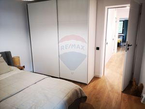 Apartament de lux -3 camere 107 mp- priveliște superbă–Dealul Cetății - imagine 8