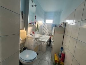 Apartament cu 3 camere, semidecomandat,etaj intemediar, zona Dambovita - imagine 8