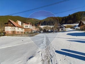 Camin pentru seniori / Azil batrani, zona superba Moeciu - imagine 10