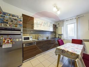 Apartament cu 3 camere Sisesti - imagine 6