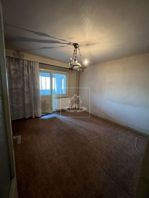 Apartament 4 camere decomandate 4 balcoane etaj 1 Str. Bâlea/Sibiu - imagine 3