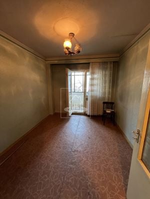 Apartament 4 camere decomandate 4 balcoane etaj 1 Str. Bâlea/Sibiu - imagine 4