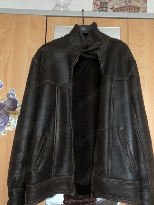 Vând haina barbateasca