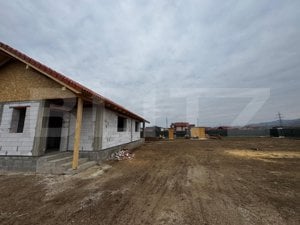 Casă la roșu cu 4 camere, 120 mp, zona Bărăbant - imagine 3