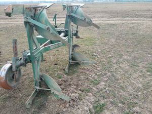 Plug reversibil 2 brazde  - imagine 3