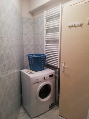 Dau în chirie apartament cu două camere centru - imagine 3