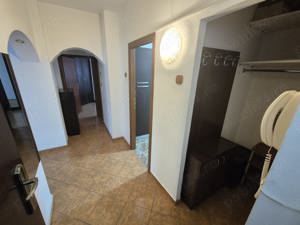 Lacul Tei vanzare apartament de 3 camere Alexandru cel Bun-Otesani - imagine 2