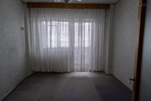 Apartament spațios, chiar în inima Moineștiului! - imagine 4