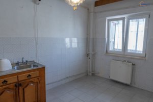 Apartament spațios, chiar în inima Moineștiului! - imagine 7