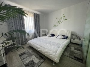 Casa 9 camere 3 bai 291 mpu 2 terase garaj curte Barbant Alba Iulia - imagine 2