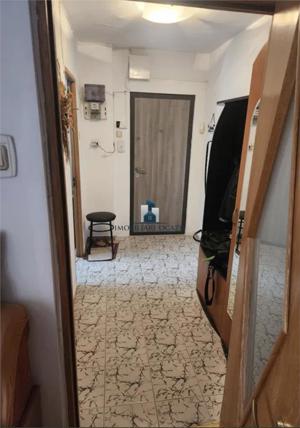 Inchiriere Apartament 3 Camere Semidecomandat Berceni-Vatra Dornei